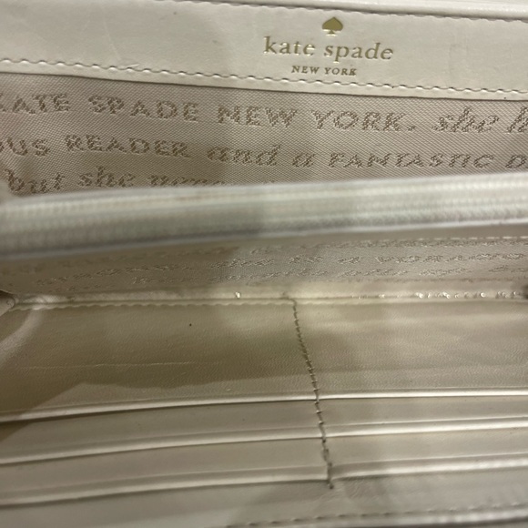 Kate Spade Wallet - Picture 6 of 10